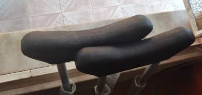 Vende-se Par Muletas Axial
