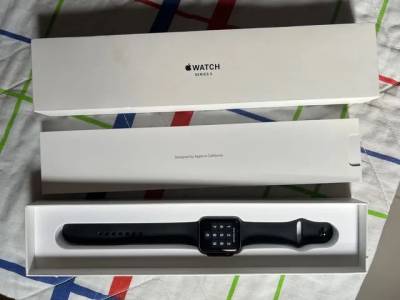 Apple Watch Serie 3 - 42mm (black)