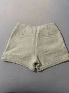 Short Dourado N 34