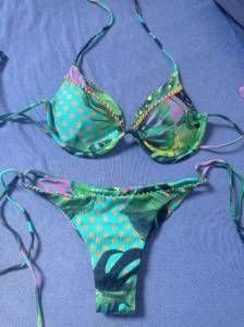 Vendo Biquni New Beach