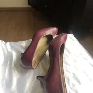 Scarpin 37 Vinho Lindo Elegante