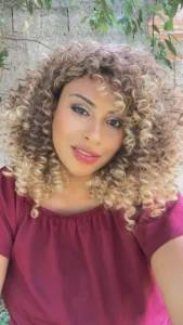 Wig Cacheada Com Franja- Loira