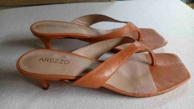 Uma Linda Sandlia Arezzo 38
