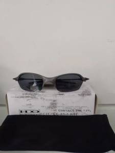 culos Oakley