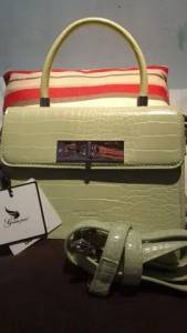 Bolsas No Varejo: Golden Fenix Mdia Premium