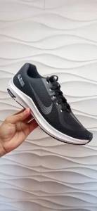 Tenis Nike Zoom Fit 43