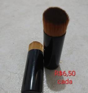 Esponja E Pincel Maquiagem Barata