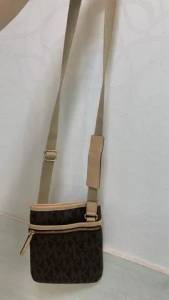 Bolsa Michael Kors Monogram Crossbody