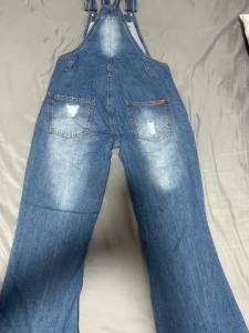 Macaco Jeans Flare Rasgado Feminino