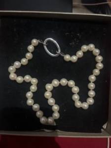 Colar De Prola Com Feche De Ouro Branco