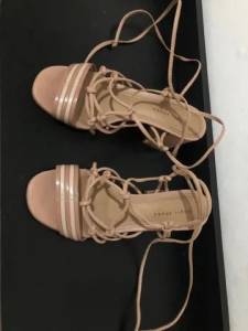Salto Nude