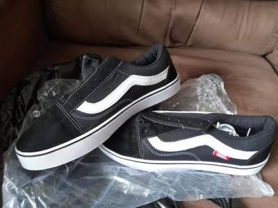 Tenis Novo Tamanho 40