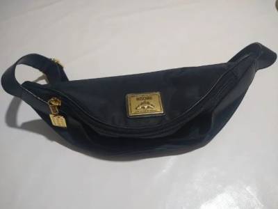 Pochete Preta Moschino