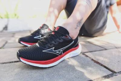 Tnis Mizuno Esportivo
