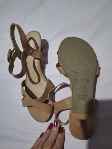 Sandalia Tamanho  34