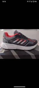 Tnis Adidas