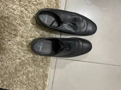 Adidas ? ; Sapato ?  Bem Conservado N?39