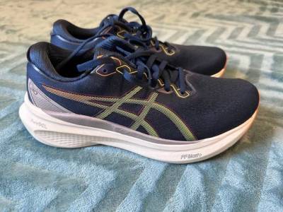 Asics Kayano 30 - Tamanho 40