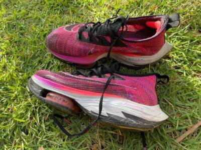 Tnis Nike Feminino