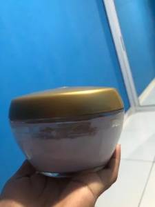 Vendo Creme Lilly