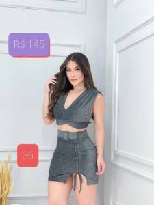 Conjunto Saia Com Cinto E Cropped