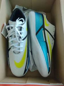 Chuteira Salo / Quadra Nike