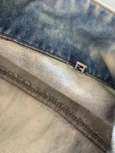 Duas Jaquetas Jeans