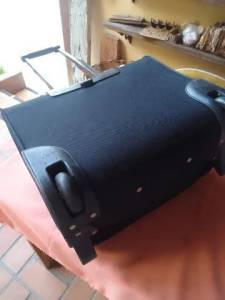 Maleta V�rias Divis�es Em Muito Bom Estado