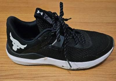 Tnis Under Armour