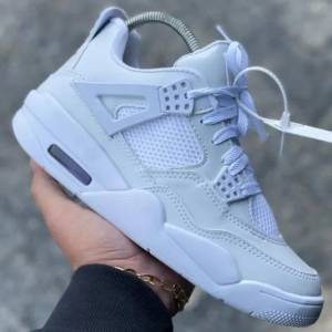 Jordan Retr