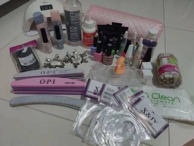 Kit Manicure Com Cabine