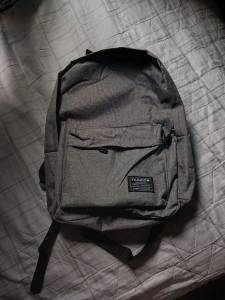 Mochila Escolar Cinza