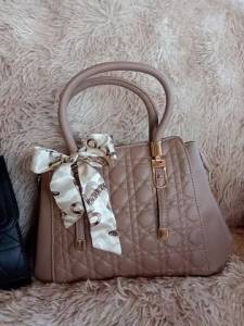 Linda Bolsa Com Duas Alcas