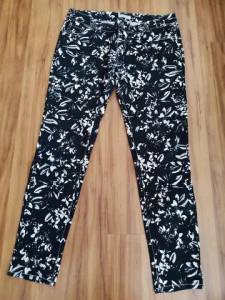 Lote De Roupas Variadas 42/44 Por 50 Reais