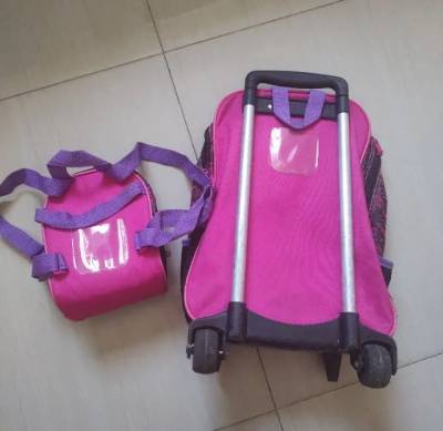 Mochila Carrinho + Lancheira Monsters High