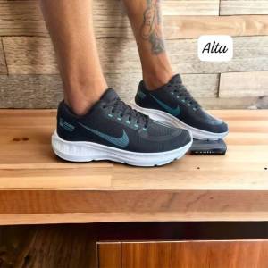 Tenis Nike