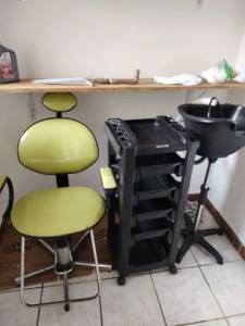 Cadeira Hidrulica Cabeleireiro, Lavatrio E Carrinho