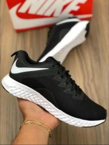 Tnis Nike Esportivo