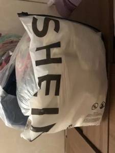 Todas Essas Roupas Por R$150