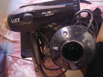 Vendo Esse Secador Semi Novo