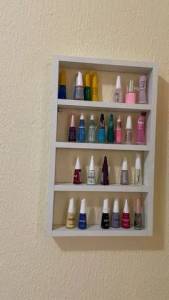 Mesa E Expositor De Unhas