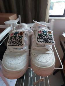 Tenis Adidas Semi Novo Original