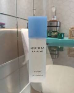 Perfume Donna L Rive.