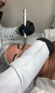 Esttica  Facial  E Corporal