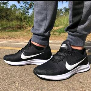 Tnis Nike