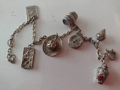 Pulseira Prata Com Pingentes, Antiga Raridade