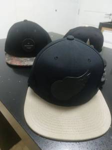Bons Snapbacks  Originais ( Pouco Usados )