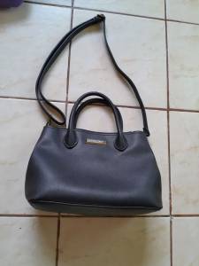 Bolsa Via Uno