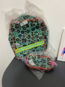 Kit Mochila E Estojo Matshuka Mia (nova)