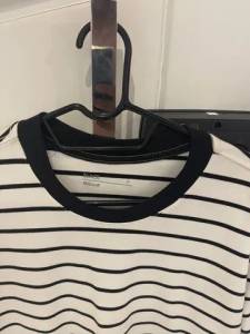 Camiseta Listrada Tamanho M Nunca Usada